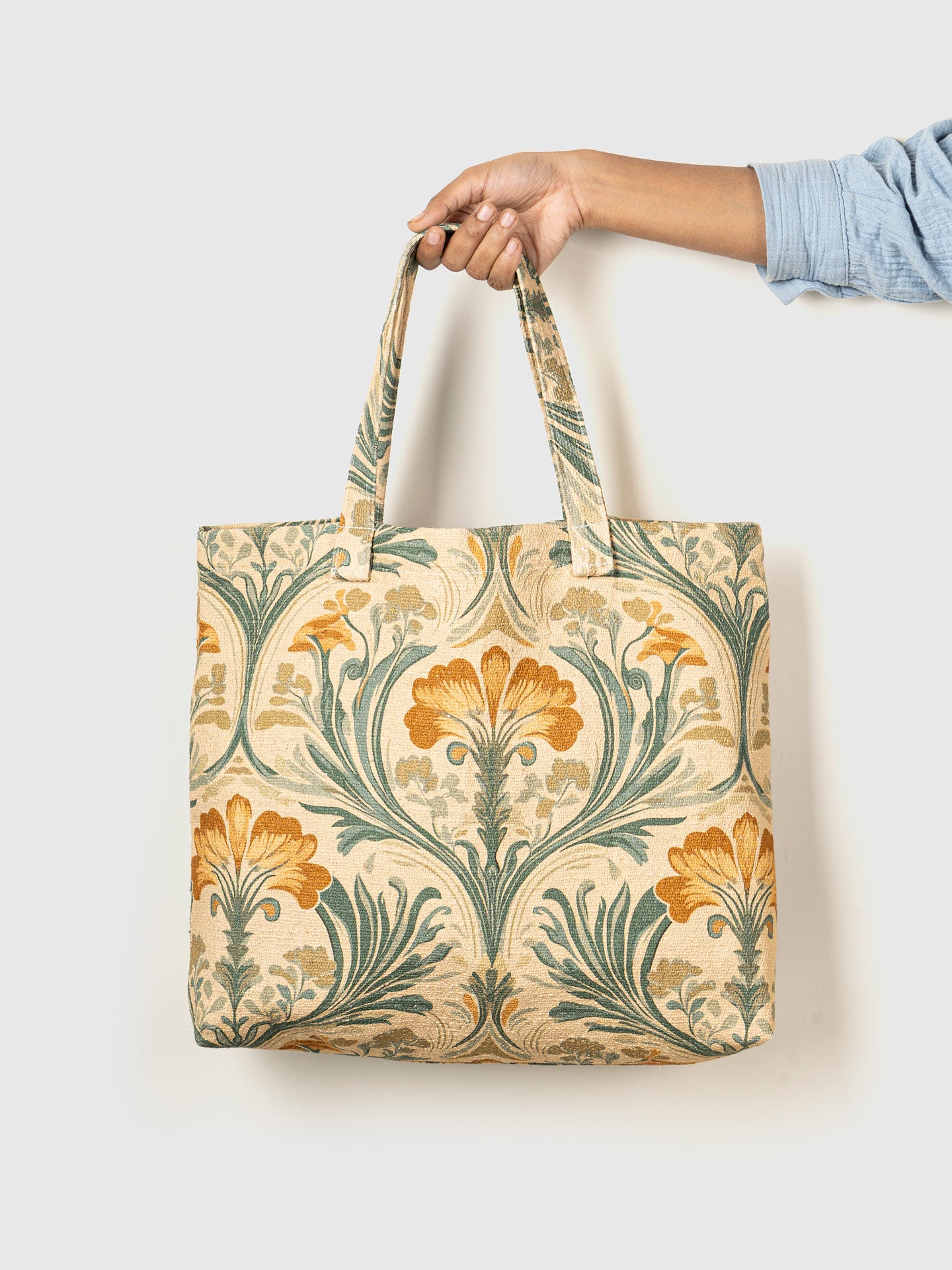 Floral patterned tote bag